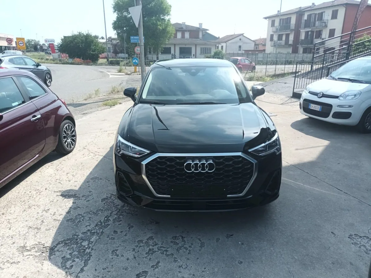 Audi Q3 35 1.5 TFSI SPORTBACK S-TRONIC
