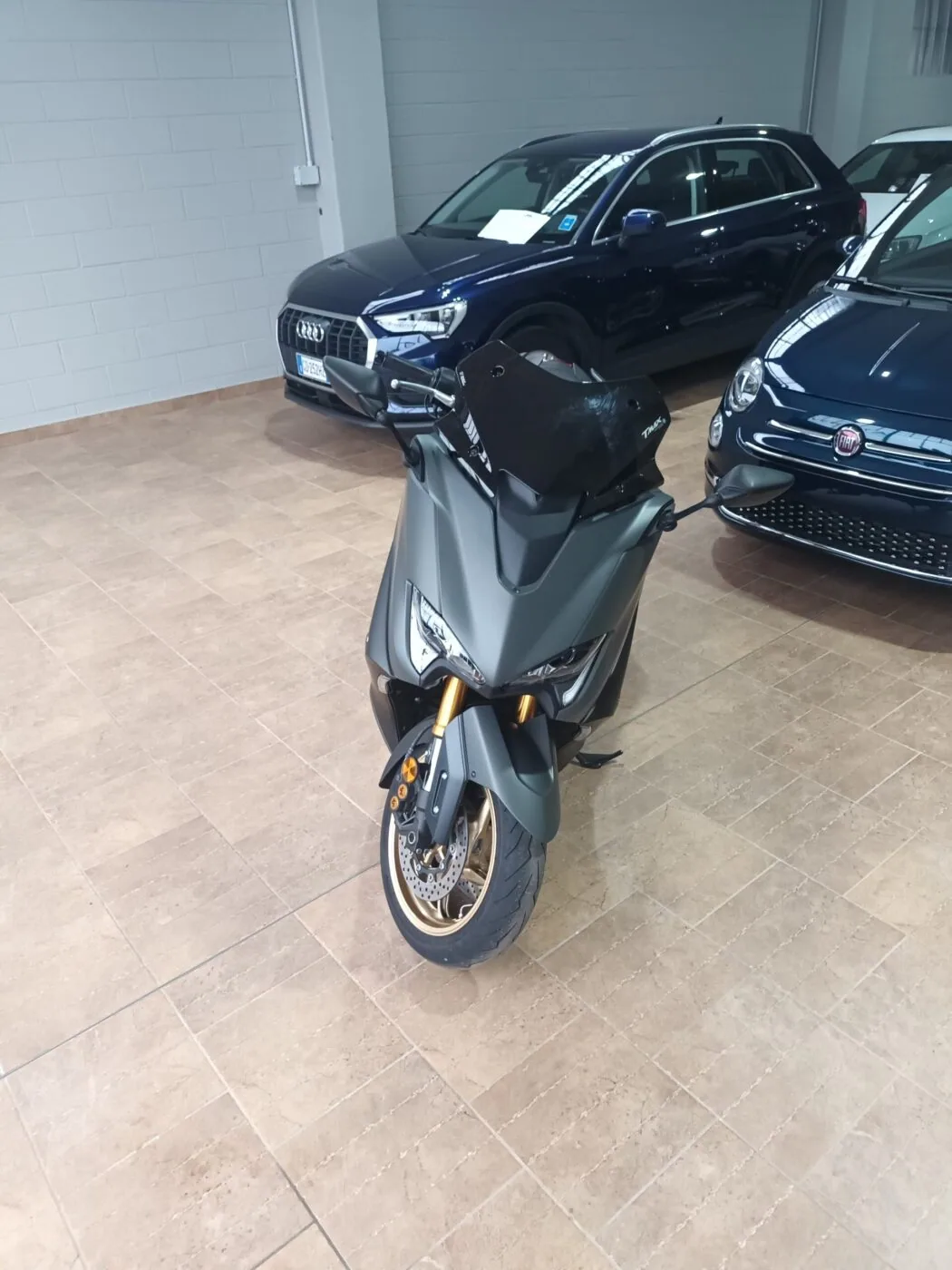 YAMAHA TMAX 560 TECH MAX