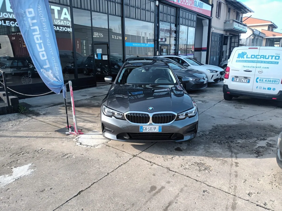 BMW 320d Touring Business Advantage auto