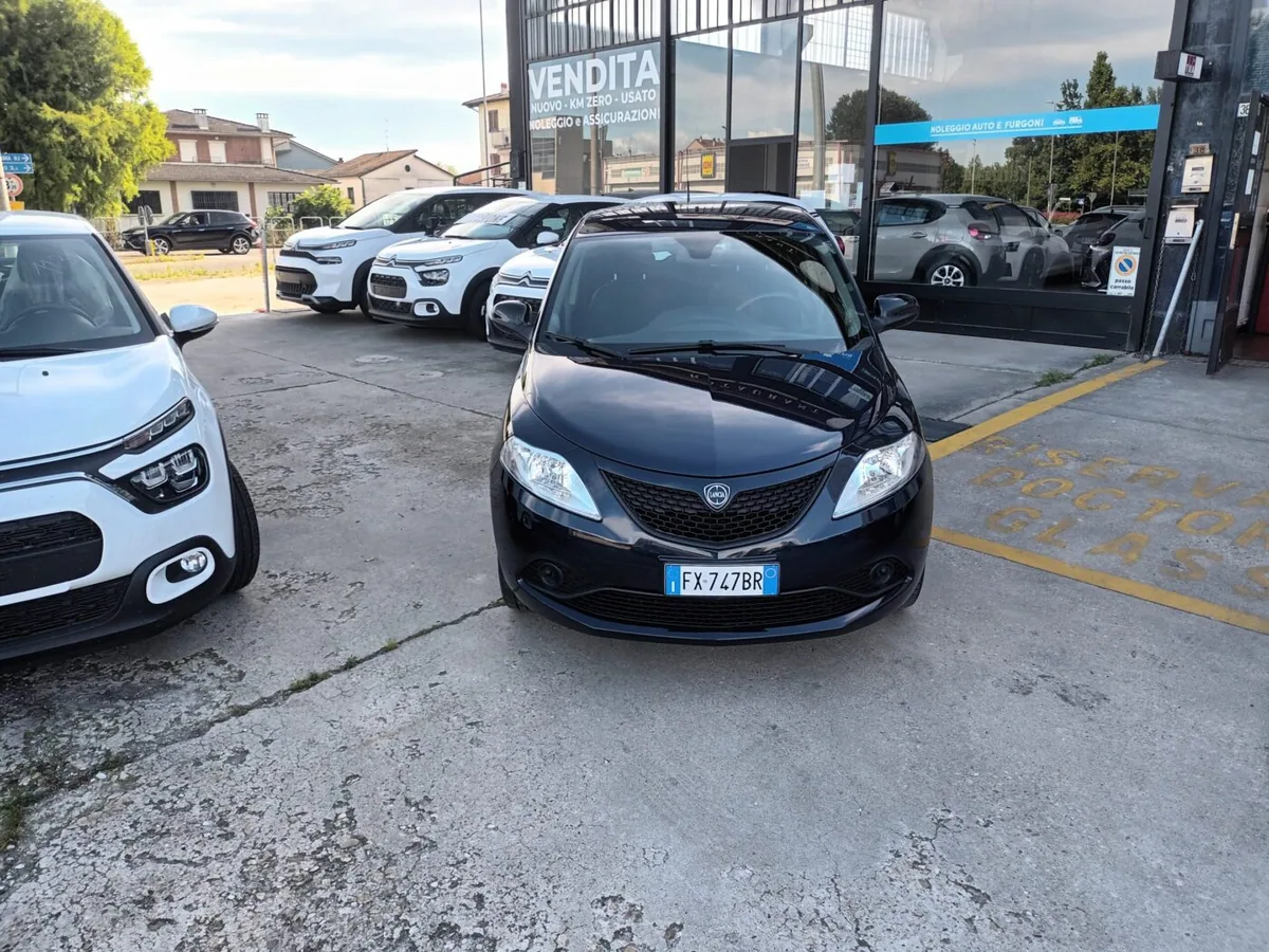Lancia Ypsilon Ypsilon 1.2 Gold s