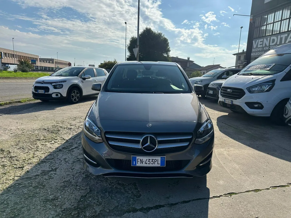 Mercedes-Benz B 180 B 180 d (cdi)Executive