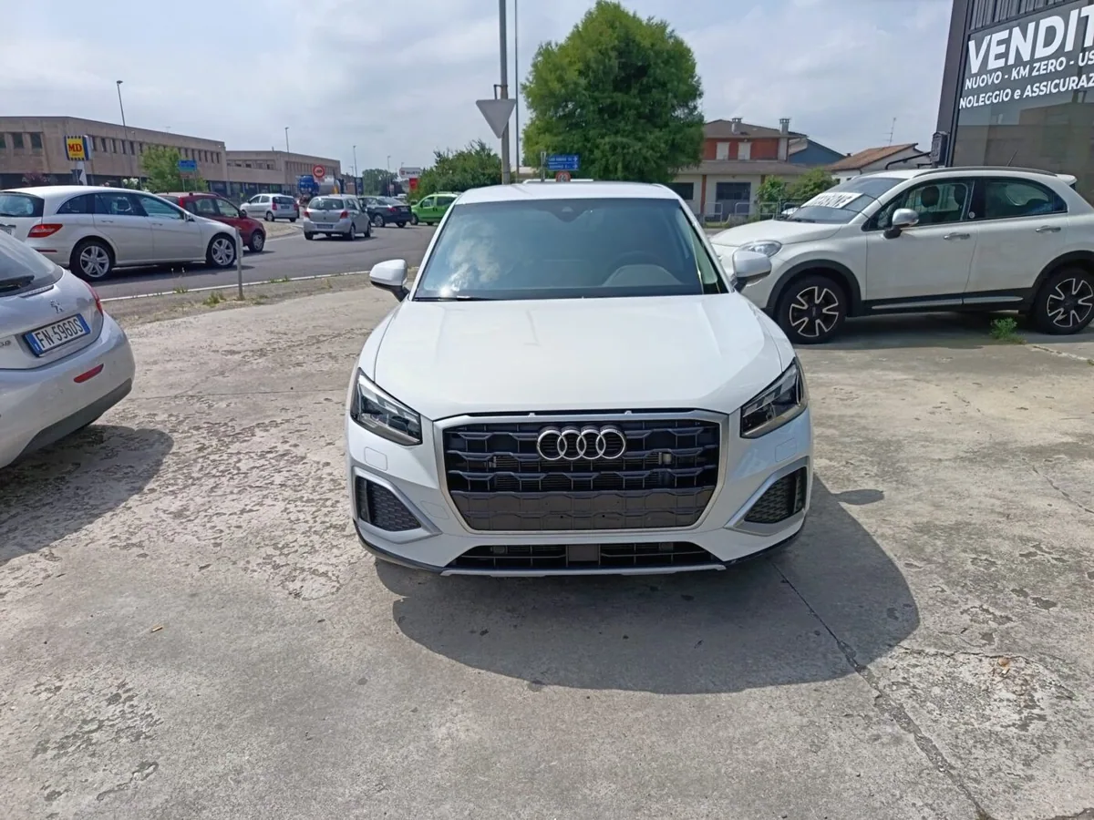 Audi Q2 35 1.5 tfsi Business Advanced s-tronic